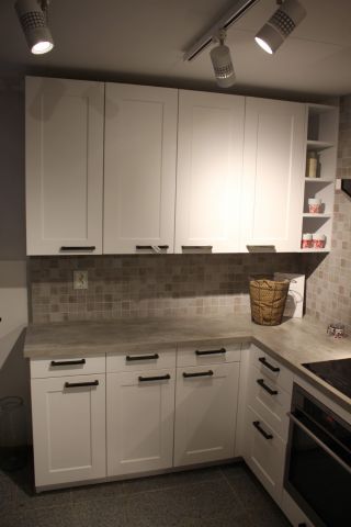 523708-2 Visningskök för demontering (exkl. vitvaror)