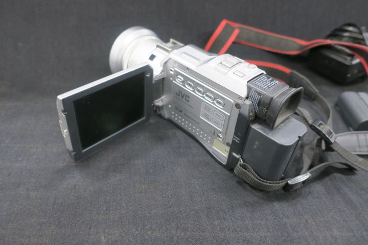 522029-6 Camcorder JVC GR-DV1800