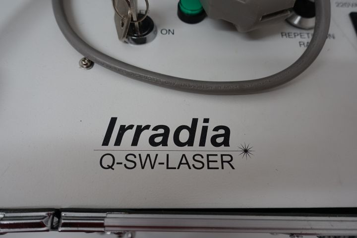 526286-3 Irradia Q-SW Laser