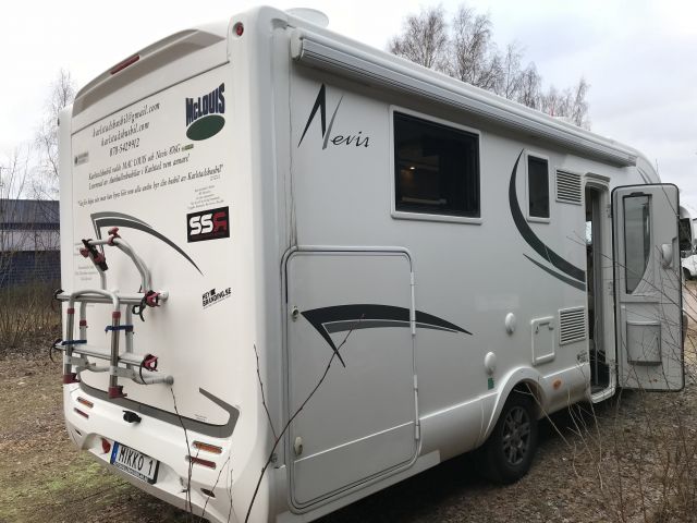525672-7 Motorhome MC Louis Nevis 876 2014 (EMZ832)