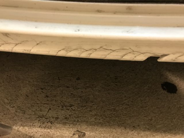 525672-56 Motorhome MC Louis Nevis 876 2014 (EMZ832)