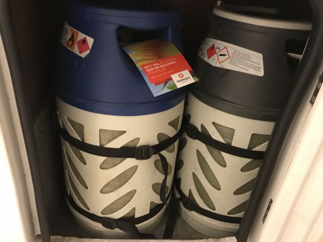 525672-18 Motorhome MC Louis Nevis 876 2014 (EMZ832)