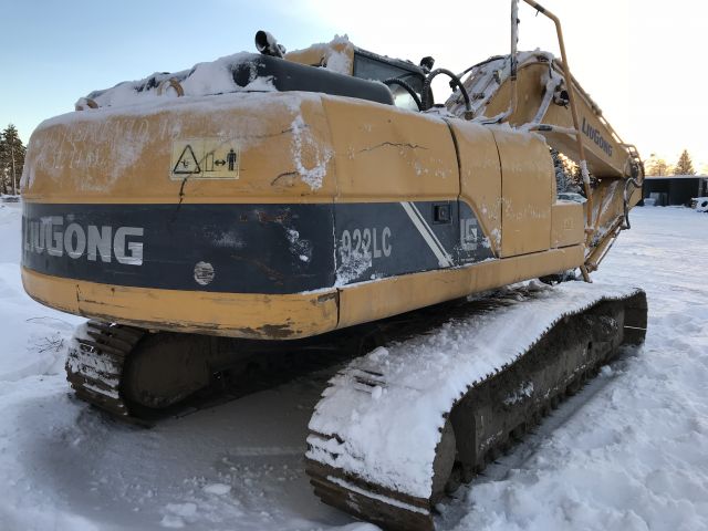 528970-9 Crawler excavator LiuGong 922 LC 22 ton 2012
