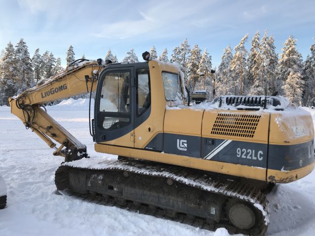 528970-10 Crawler excavator LiuGong 922 LC 22 ton 2012
