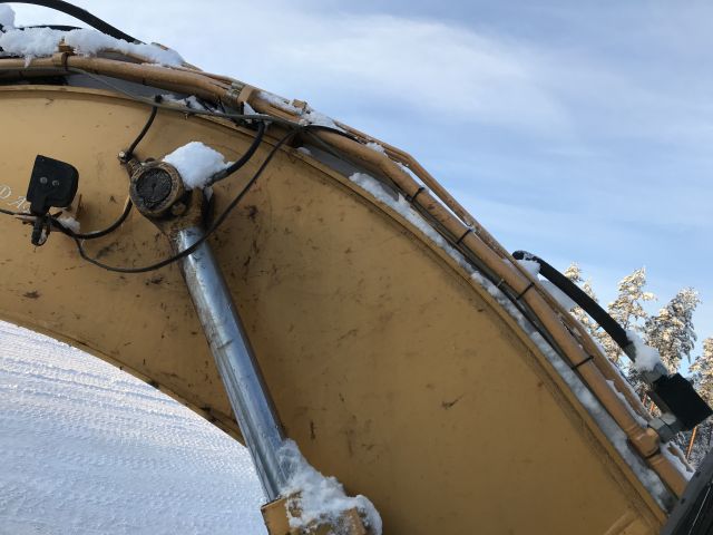 528970-13 Crawler excavator LiuGong 922 LC 22 ton 2012