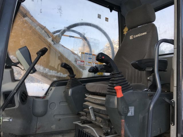 528970-39 Crawler excavator LiuGong 922 LC 22 ton 2012