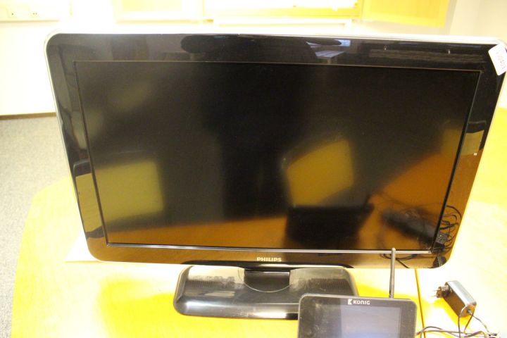 530403-2 TV Philips 32 ", Wireless screen Konig