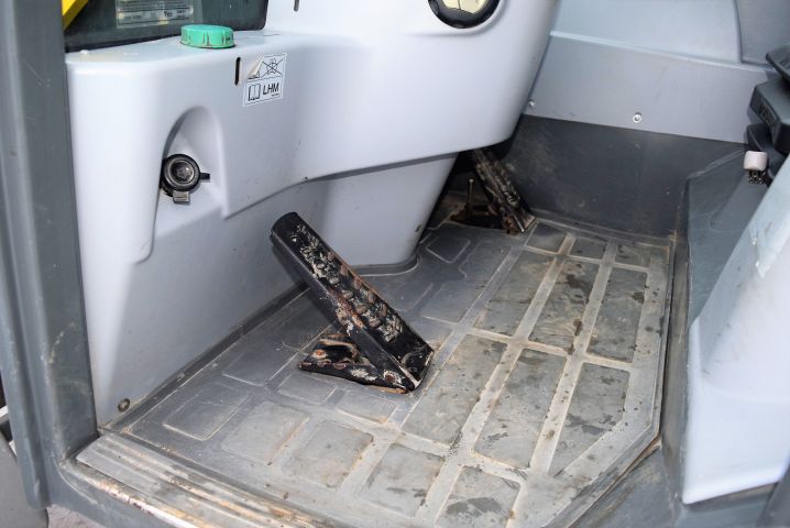 531336-46 Kramer Allrad 346 loader (3245 hours) -12