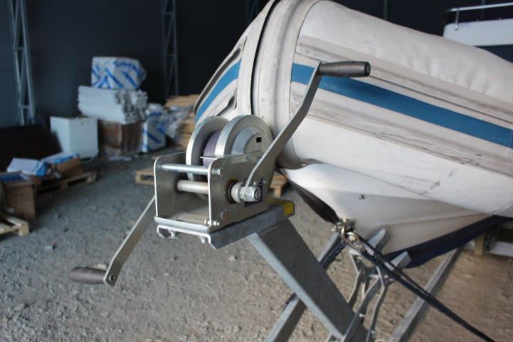 518357-35 Ribbed Ballistic -06 Evinrude G2 Motor incl. TK-Trailer BT2000