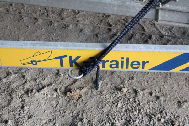 518357-39 Ribbed Ballistic -06 Evinrude G2 Motor incl. TK-Trailer BT2000