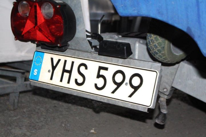 518357-46 Ribbed Ballistic -06 Evinrude G2 Motor incl. TK-Trailer BT2000