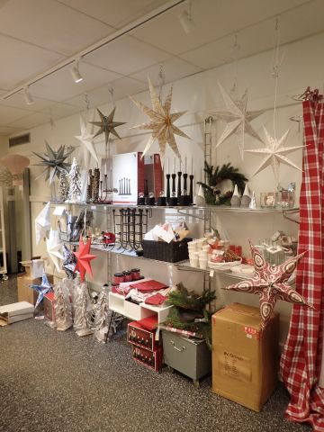 466347-1 Party with Christmas decorations