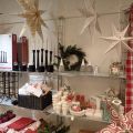 466347-3 Party with Christmas decorations