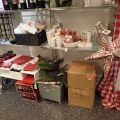 466347-4 Party with Christmas decorations