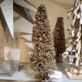 466347-13 Party with Christmas decorations
