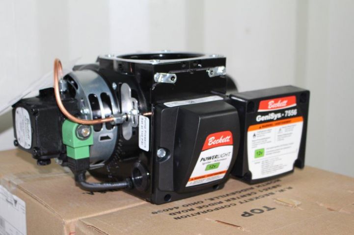 518546-2 2pc Beckett oil burner with control GeniSys 7556 12v