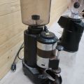 532734-11 G.Rossi RR45 & Fiorenzato F64 Evo coffee grinders