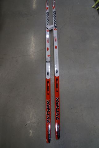 500107-1 Cross-country skiing Rossignol Zynex CL Classic 186 cm.