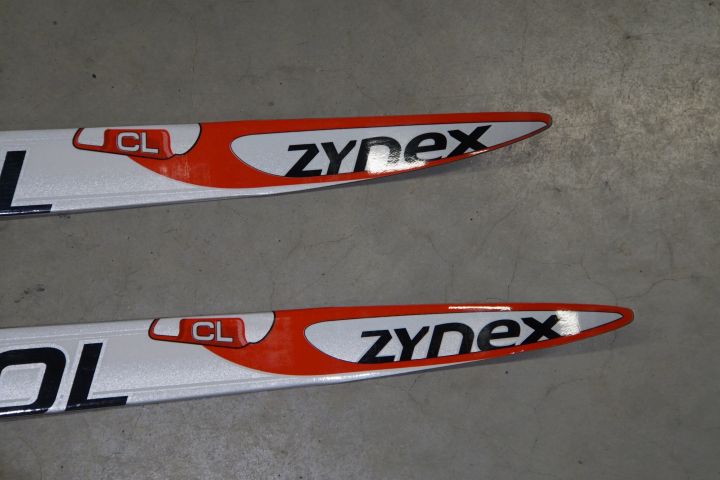 500107-9 Cross-country skiing Rossignol Zynex CL Classic 186 cm.