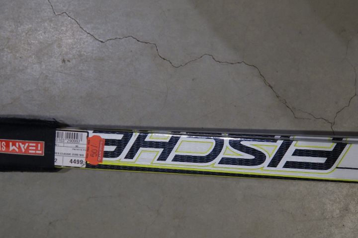 500138-4 Cross-country skiing Fischer CRS Classic Zero. 202 cm.