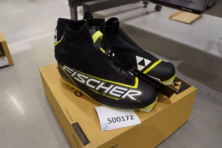 500172-1 Ski shoes Fischer RC7 Classic. Stl 41.