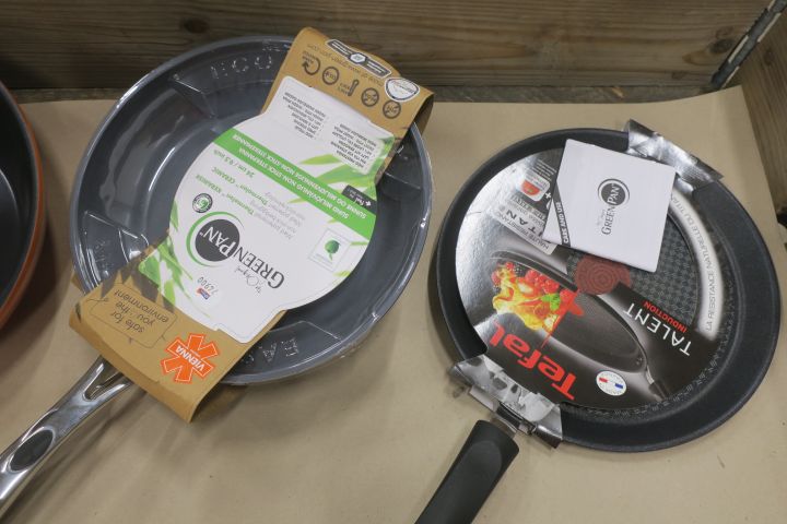 537232-3 Assortment of frying pans Tefal and OBH Nordica mm