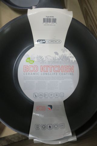 537232-7 Assortment of frying pans Tefal and OBH Nordica mm