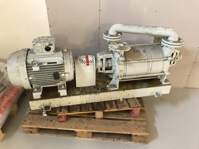 538986-1 Vacuum pump with motor