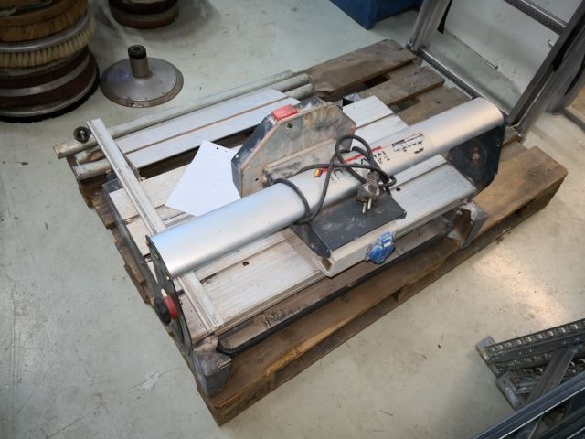 542798-3 Tile cutter Lutz Maxicut