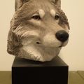 519362-1 Wolf head figurine