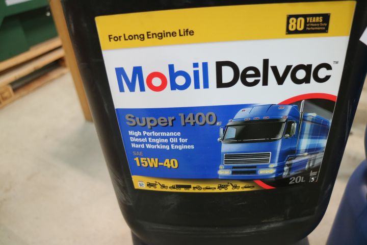 541402-4 Mobile Delvac Motor Oil 15w 40 Super 1400