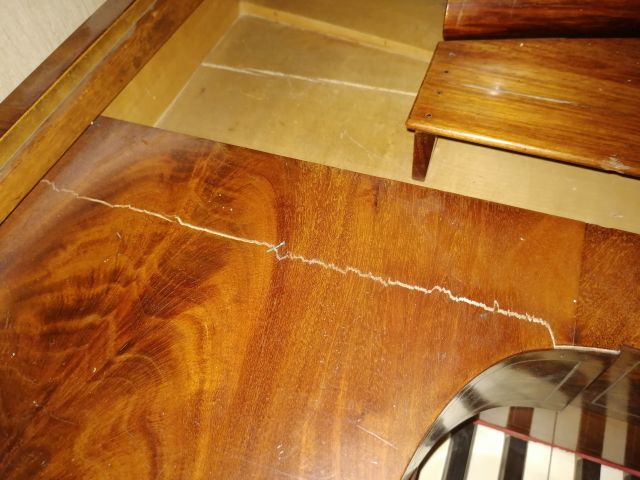 466738-21 Antikt taffelpiano från 1800 talet