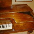 466738-12 Antikt taffelpiano från 1800 talet
