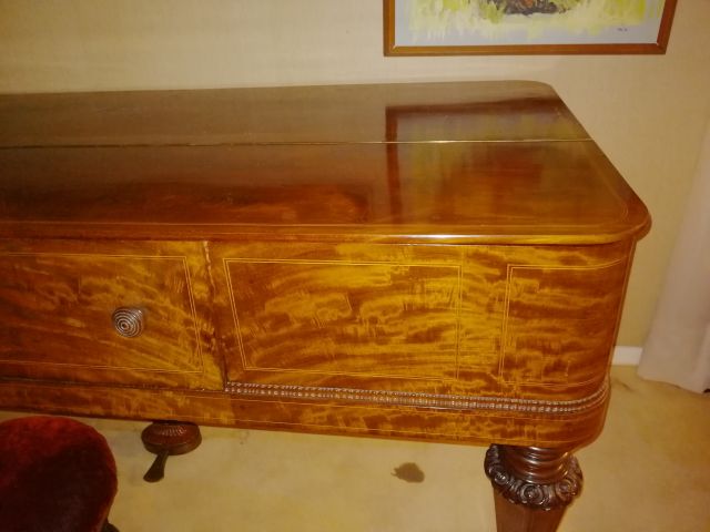 466738-5 Antikt taffelpiano från 1800 talet