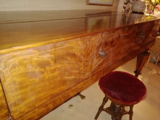 466738-7 Antikt taffelpiano från 1800 talet