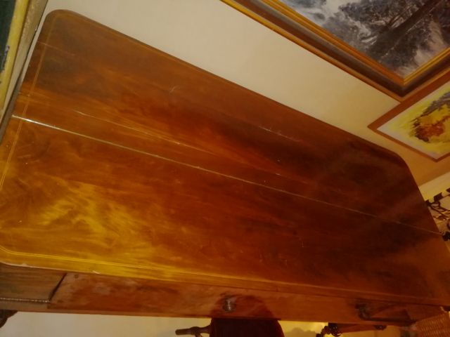 466738-4 Antikt taffelpiano från 1800 talet