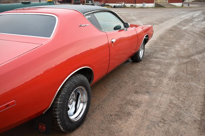 544754-24 Dodge Charger -72