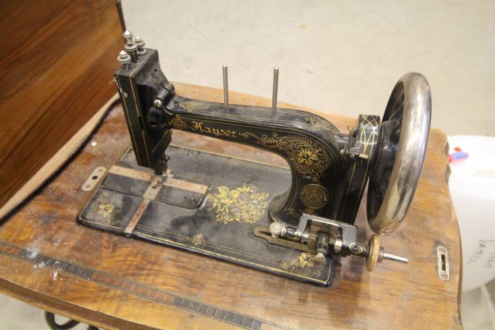 545318-3 Sewing machine Kayser