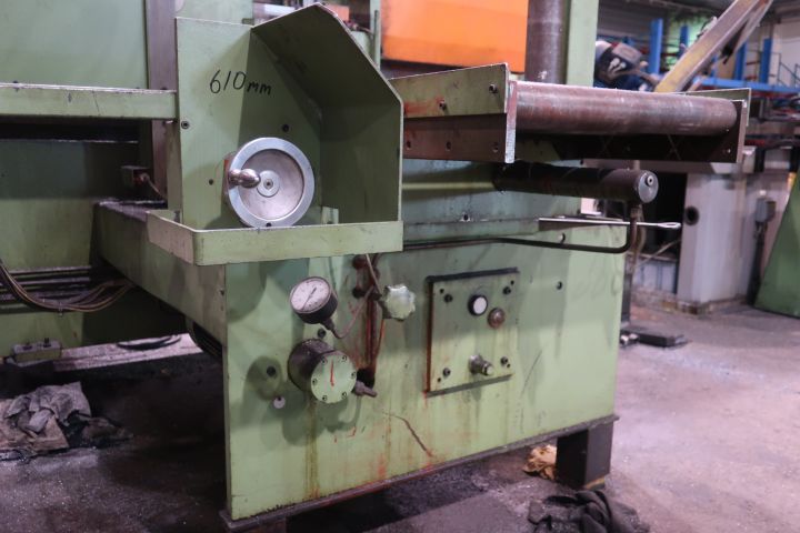 537984-10 KASTO automatic saw, HBA 360 AU