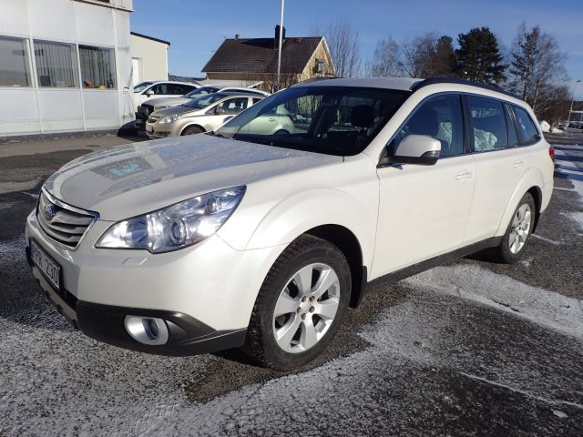 466036-1 Subaru Legacy Bensin & Gas -12 Reg nr: PPR230 (Reparationsobjekt)