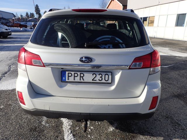 466036-6 Subaru Legacy Bensin & Gas -12 Reg nr: PPR230 (Reparationsobjekt)