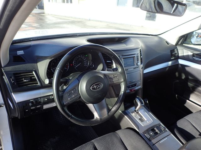 466036-51 Subaru Legacy Bensin & Gas -12 Reg nr: PPR230 (Reparationsobjekt)