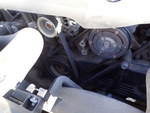 466036-79 Subaru Legacy Bensin & Gas -12 Reg nr: PPR230 (Reparationsobjekt)