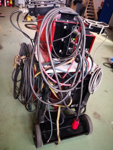 547094-5 Combined weld Kemppi PS5000 with feeder & water cooling