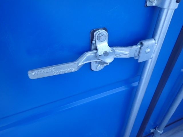 540930-8 20 foot container new condition