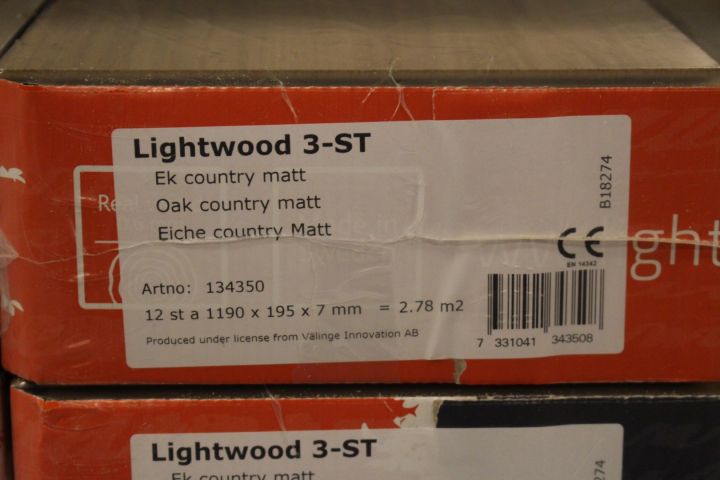 546532-8 Floor Maxwear, Maxwood