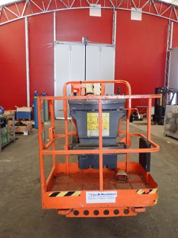540950-5 Bomb lift JLG E300AJP