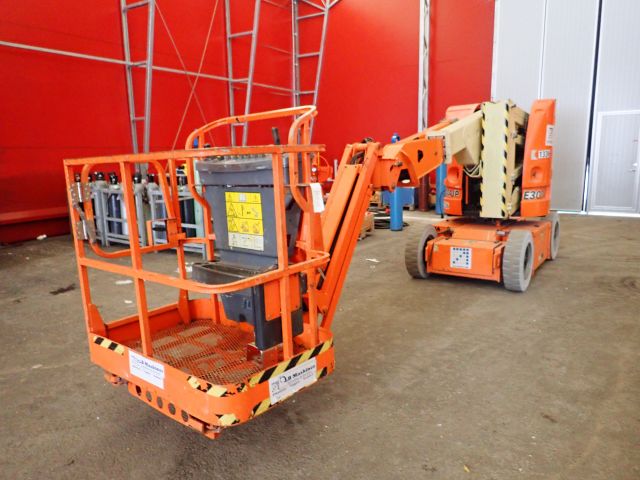 540950-6 Bomb lift JLG E300AJP