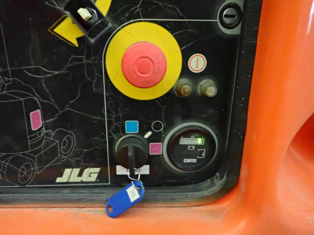 540950-16 Bomb lift JLG E300AJP