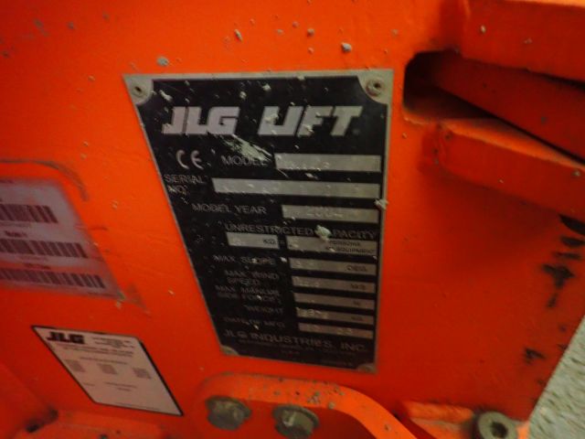 540950-29 Bomb lift JLG E300AJP